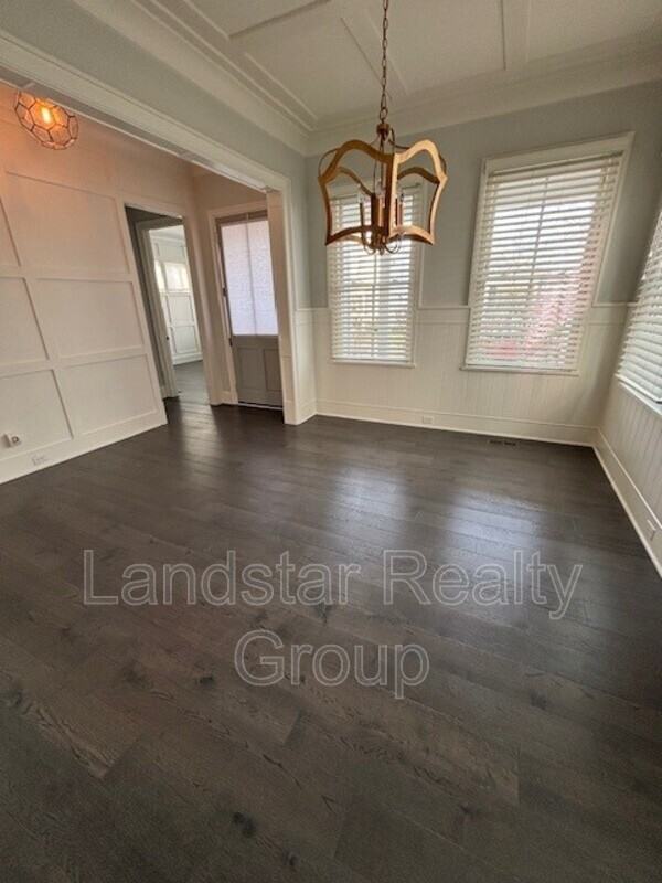 6411 Moonseed St - Photo 7 of 44