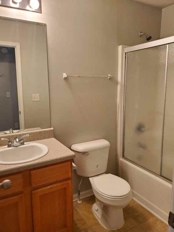 11070 Southwood Dr - Photo 3 of 13