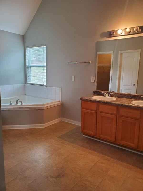 11070 Southwood Dr - Photo 4 of 13