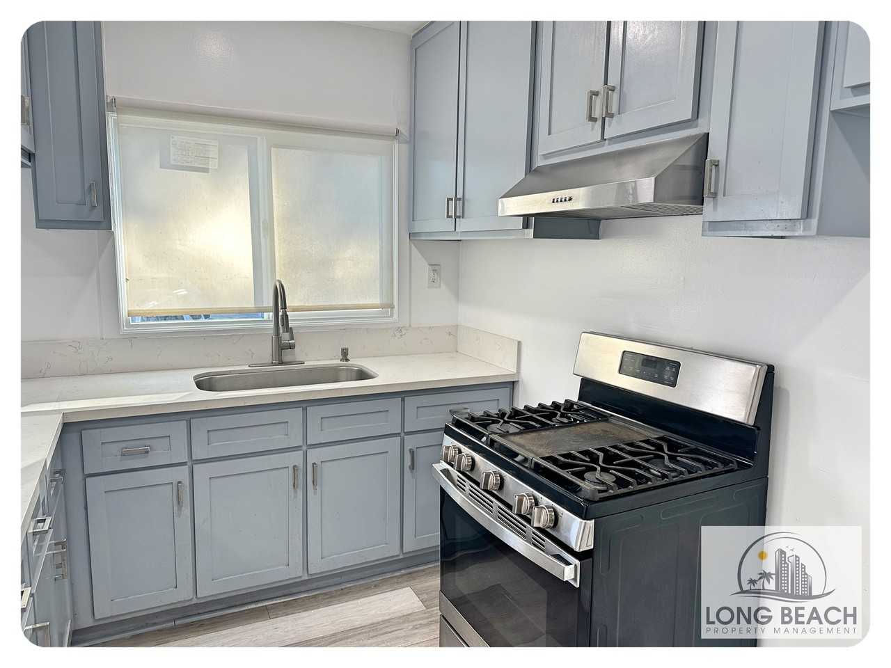 833 East 1st Street #1 - Photo 4 of 9