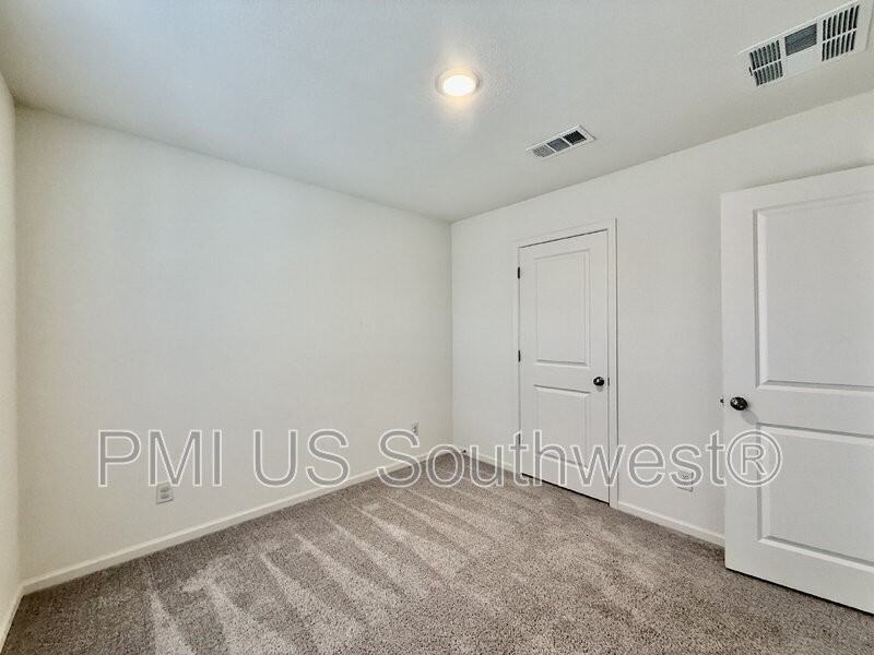 2167 E Cottonwood Creek Cir - Photo 5 of 22