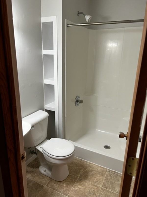 4442 Rushmore Dr Ne - Photo 7 of 14