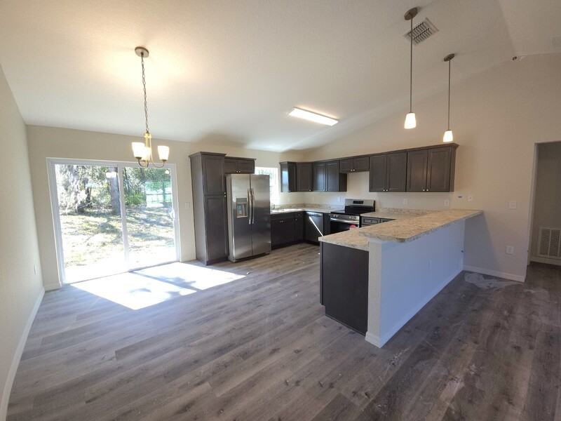 5614 Pecan Rd - Photo 2 of 9