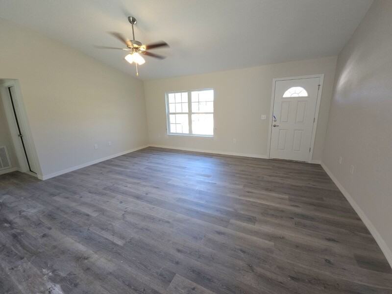 5614 Pecan Rd - Photo 3 of 9