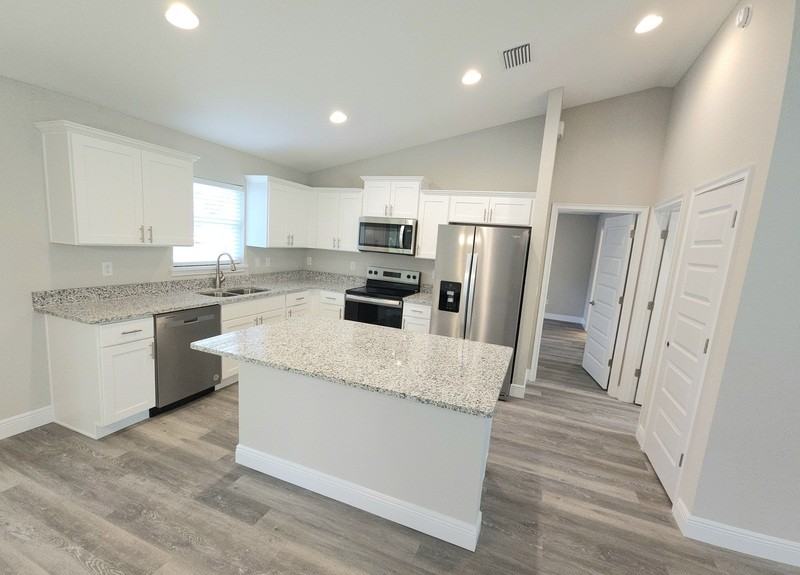 8140 N Elkcam Blvd - Photo 2 of 11