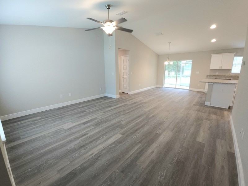 8140 N Elkcam Blvd - Photo 4 of 11