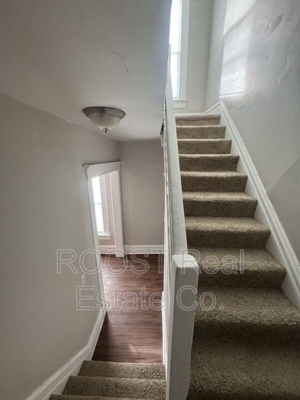 237 Avondale Ave - Photo 6 of 11