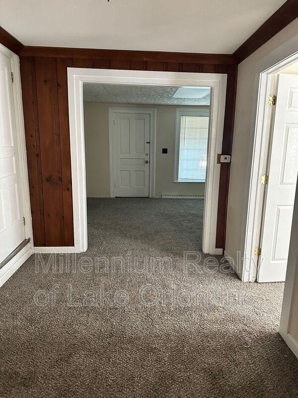 709 W Dryden Rd - Photo 3 of 32