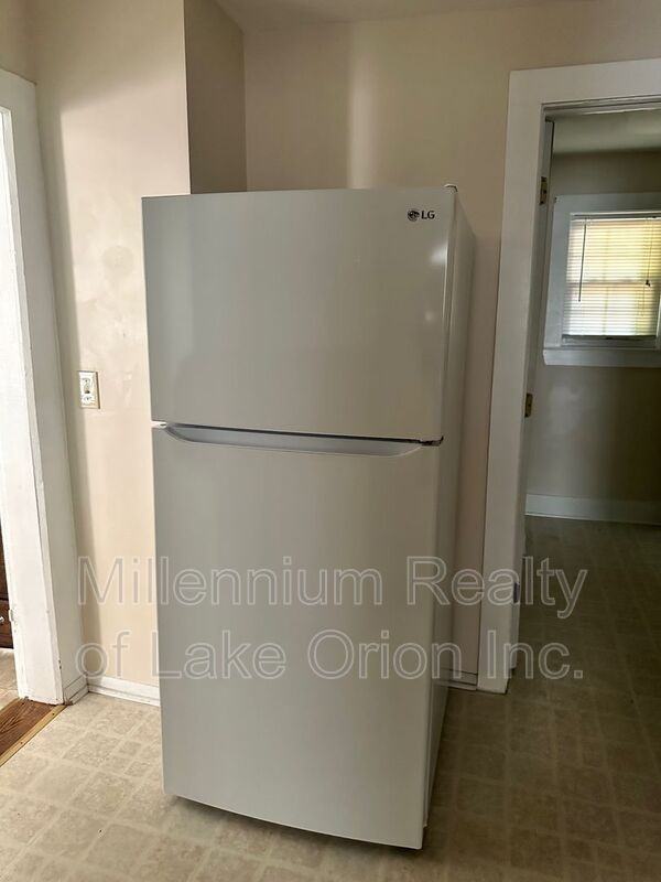 709 W Dryden Rd - Photo 6 of 32