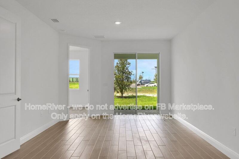 7618 Sea Oak Ct - Photo 3 of 22