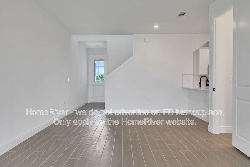 7618 Sea Oak Ct - Photo 5 of 22