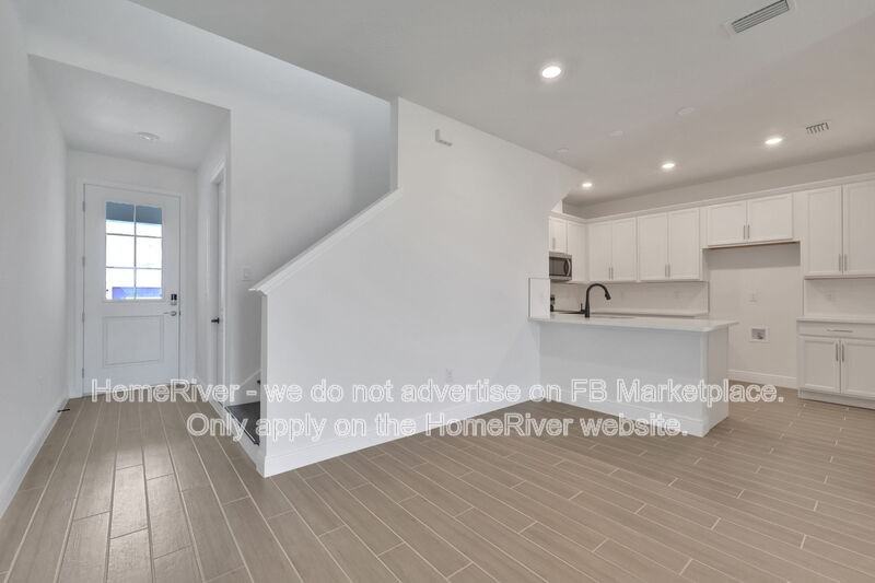 7618 Sea Oak Ct - Photo 6 of 22