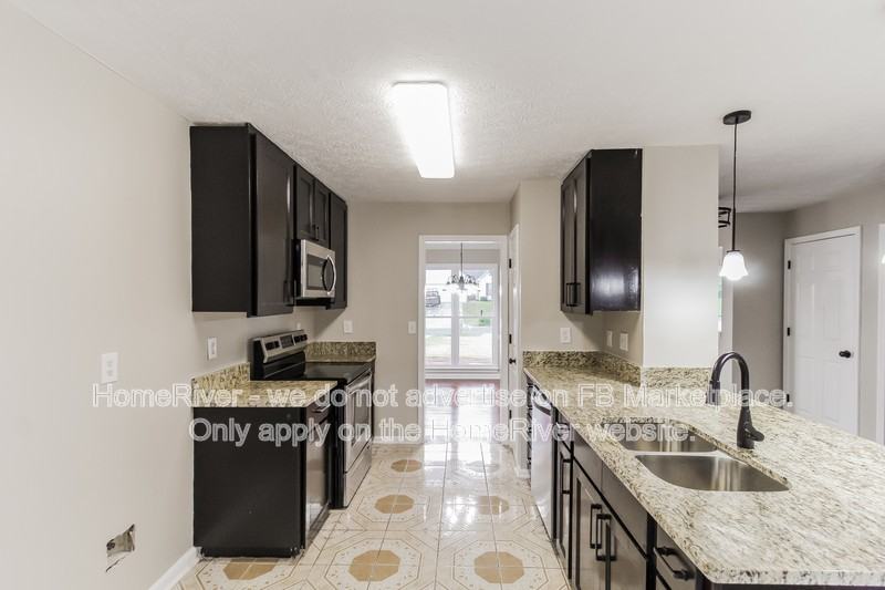 710 Allens Landing Dr - Photo 5 of 22