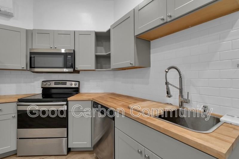 46 Allen St #1 - Photo 2 of 15