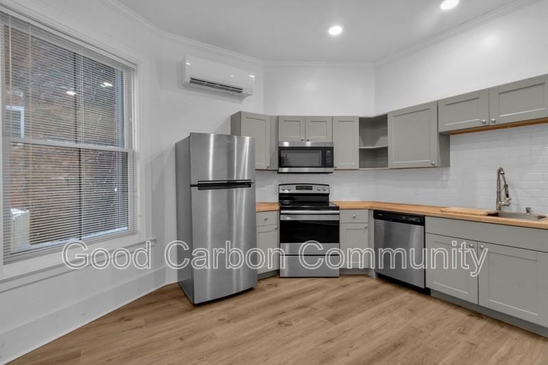 46 Allen St #1 - Photo 3 of 15