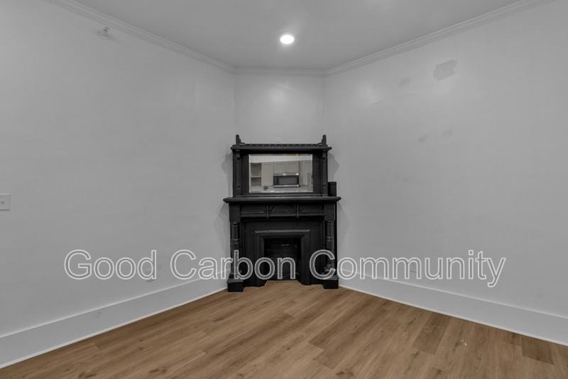 46 Allen St #1 - Photo 7 of 15