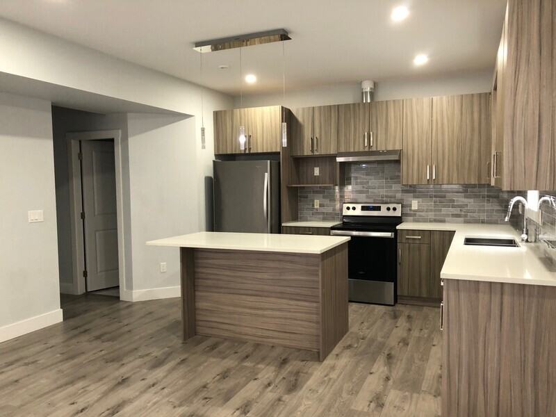 1001 Stockwell Ave #4 - Photo 3 of 20