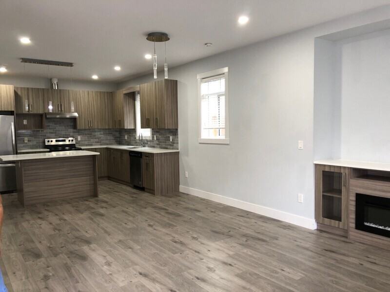 1001 Stockwell Ave #4 - Photo 6 of 20