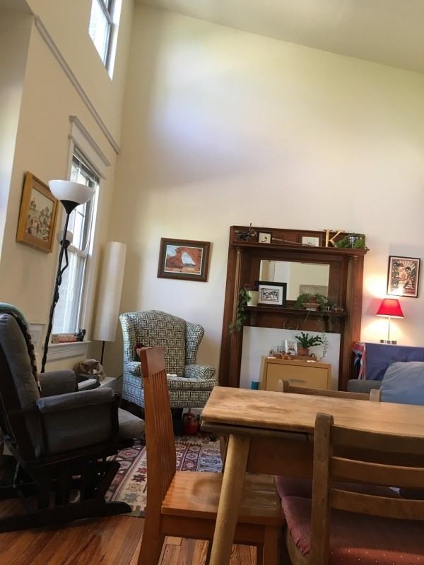 1685 Crescent Place NW - Photo 3 of 50