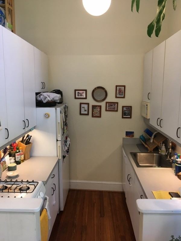 1685 Crescent Place NW - Photo 6 of 50