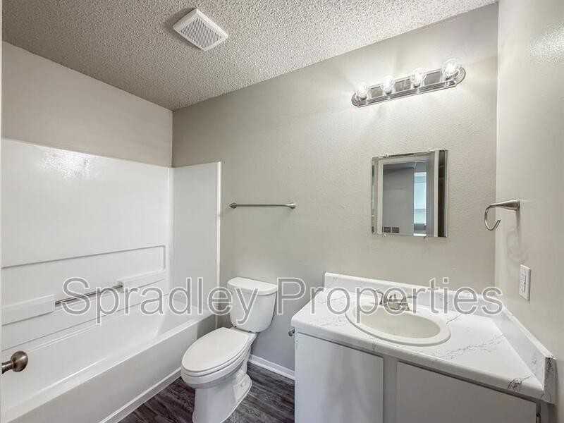 120 W Main St - Photo 6 of 8