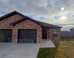 featured image of 201 Juniper Dr Unit B