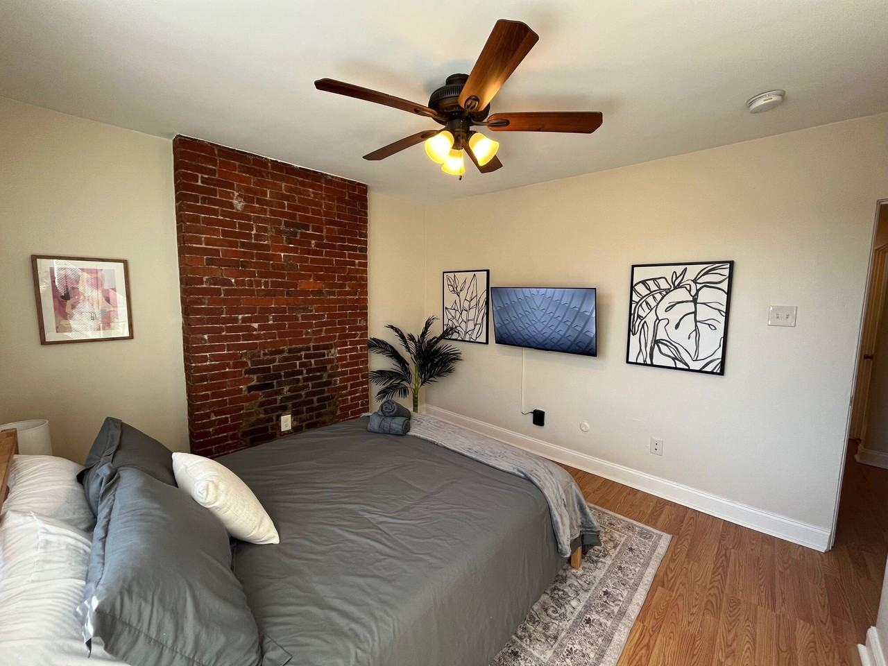 Elmer 5507 - Photo 2 of 21