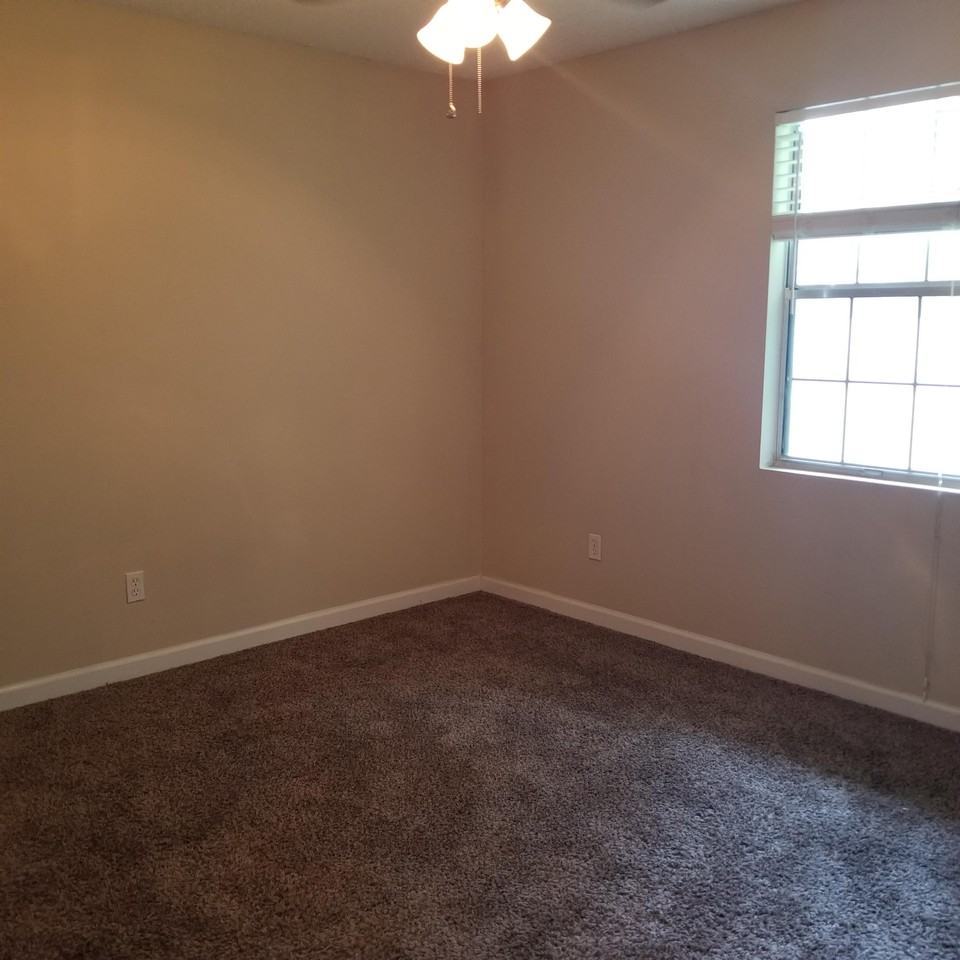 Townhomes At Magnolia - Photo 6 of 47