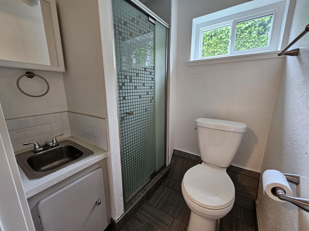 500-502 2nd Avenue - Photo 6 of 8