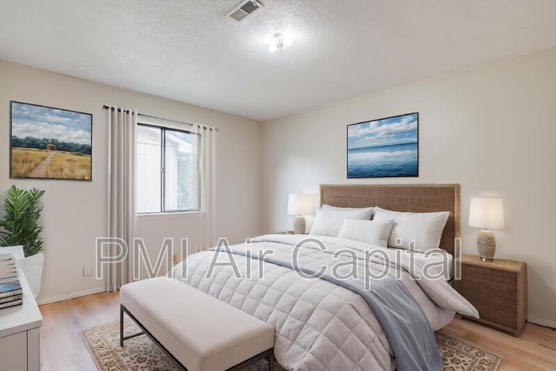 535 S Lulu Ave #203 - Photo 6 of 8