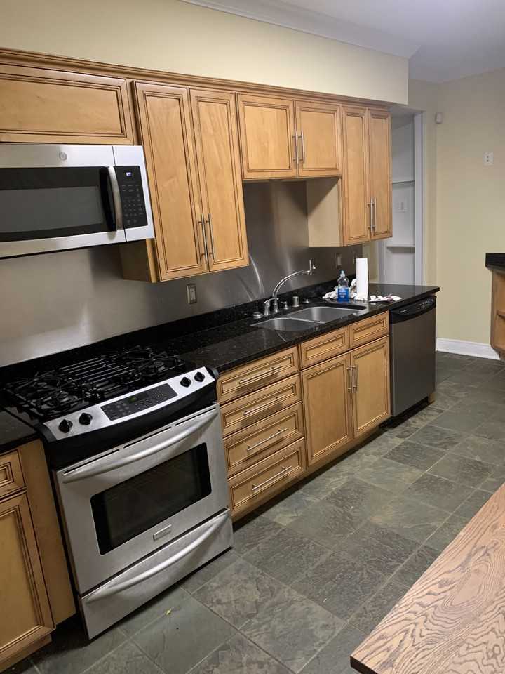 347 S Upper St - Photo 2 of 19