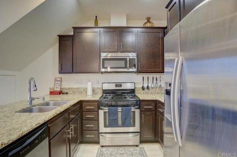 5451 San Roberto - Photo 4 of 25