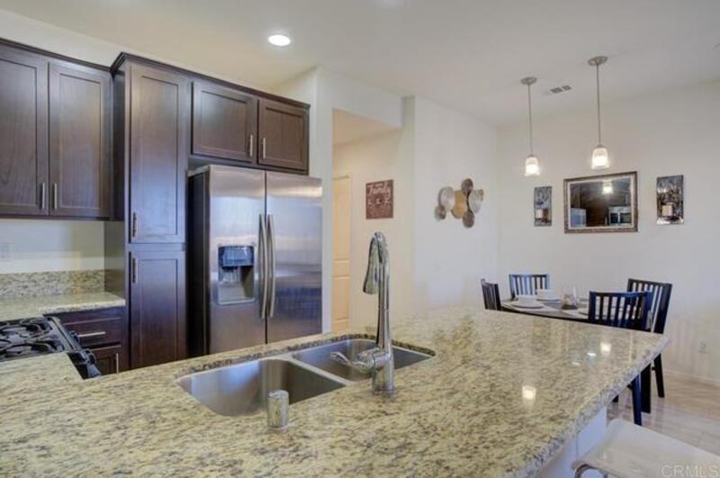 5451 San Roberto - Photo 5 of 25