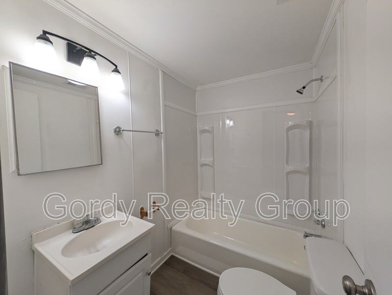 5168B Abel Ln - Photo 5 of 9