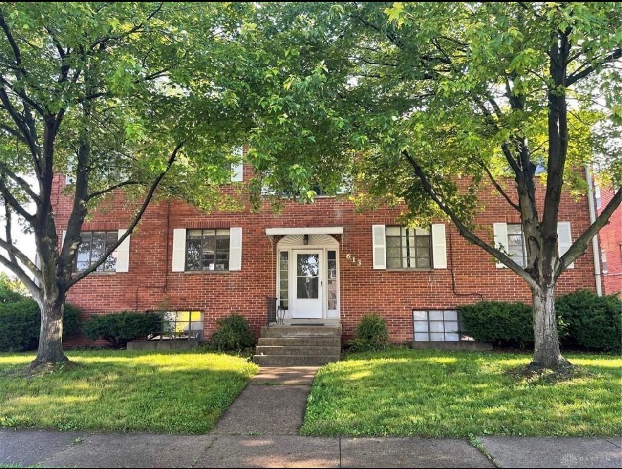 613 Gainsborough Road - Photo 3 of 14