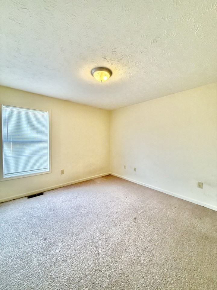 175 Chatham Place - Photo 5 of 13