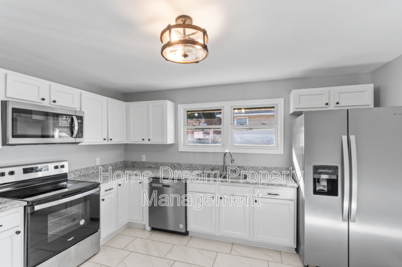 354 Berry St #1 - Photo 6 of 29