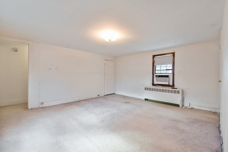 51 Albemarle Rd - Photo 3 of 16