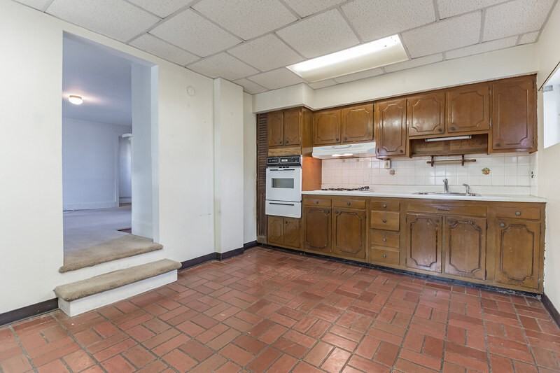 51 Albemarle Rd - Photo 6 of 16