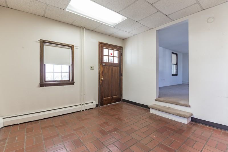 51 Albemarle Rd - Photo 7 of 16