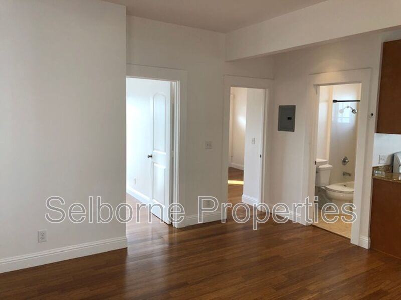 939 International Blvd - Photo 5 of 17