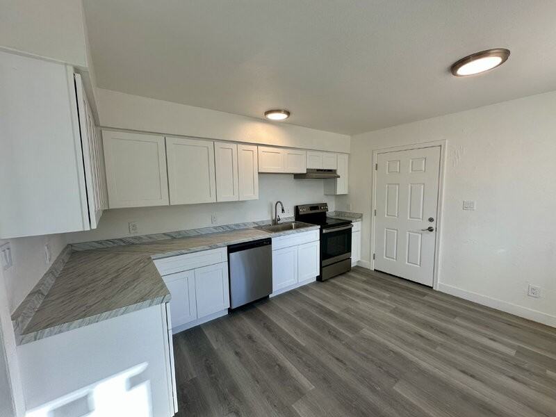 4577 N Palo Verde Ln - Photo 3 of 16