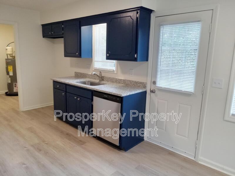 10 Hidden Valley Ct - Photo 3 of 17