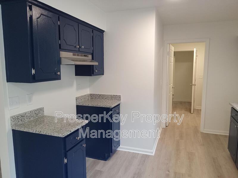 10 Hidden Valley Ct - Photo 4 of 17