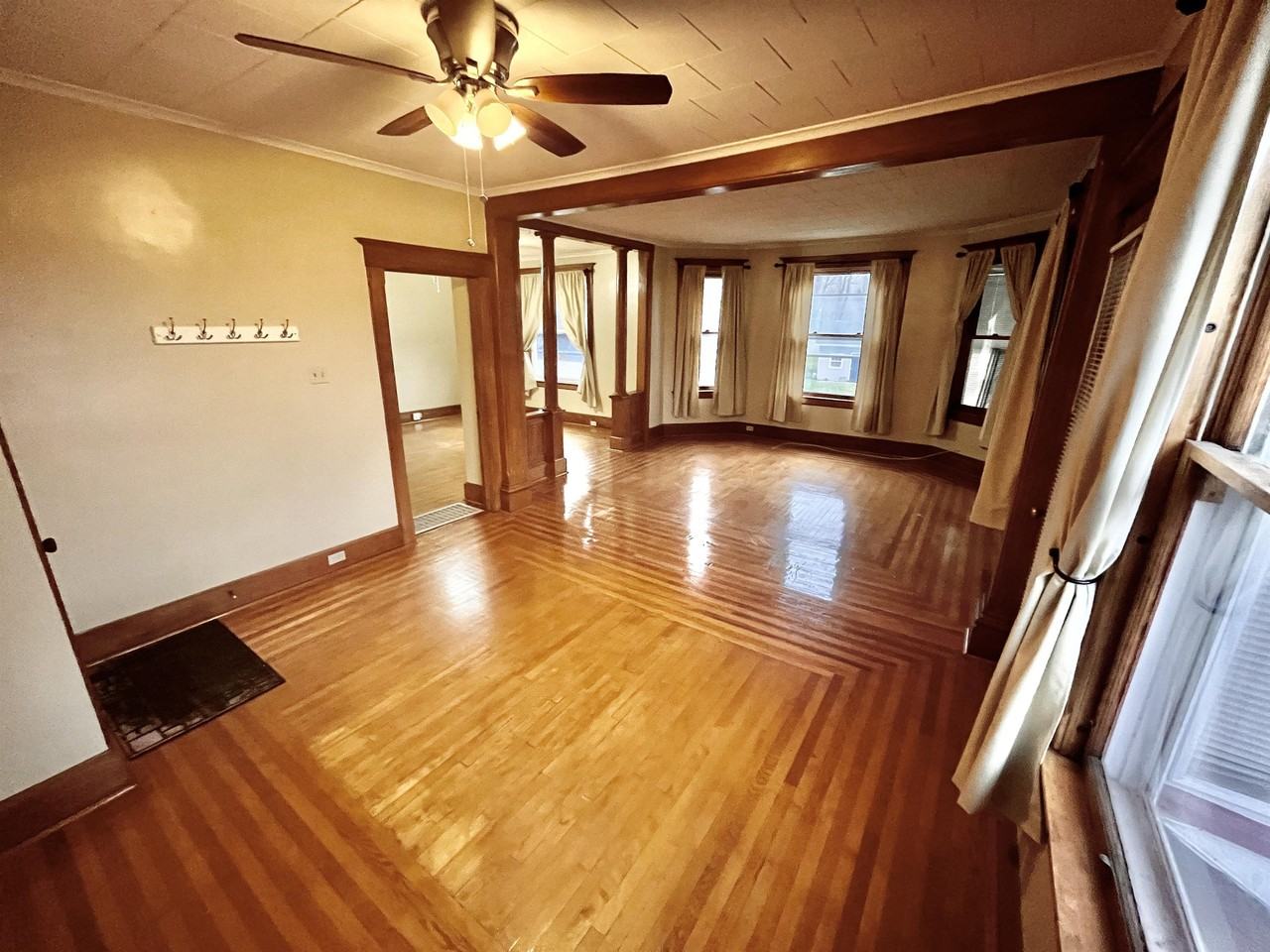 147 Stewart Street - Photo 5 of 20