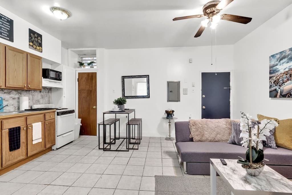 806 S. 10th St - Photo 2 of 12