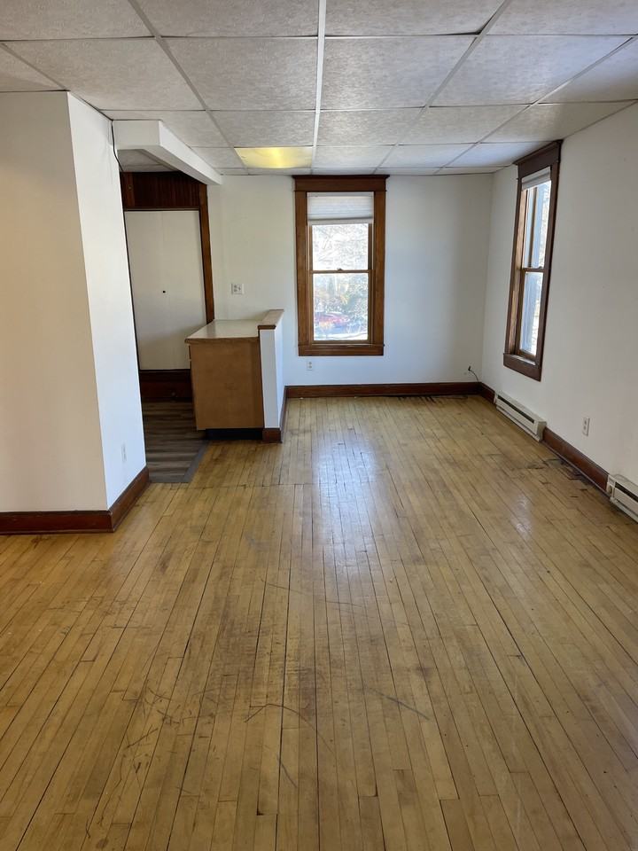 South Water St-Stoughton - Photo 5 of 13