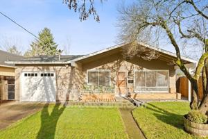 featured image of 3539 N Arlington Pl