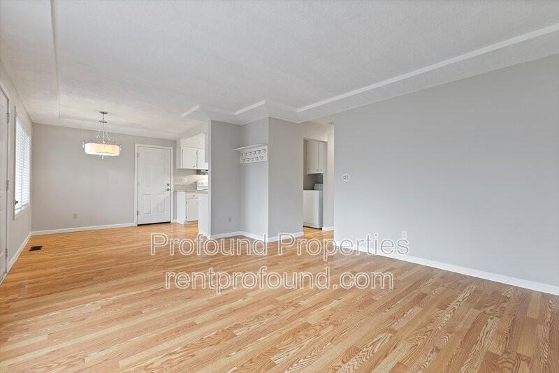 3539 N Arlington Pl - Photo 4 of 38