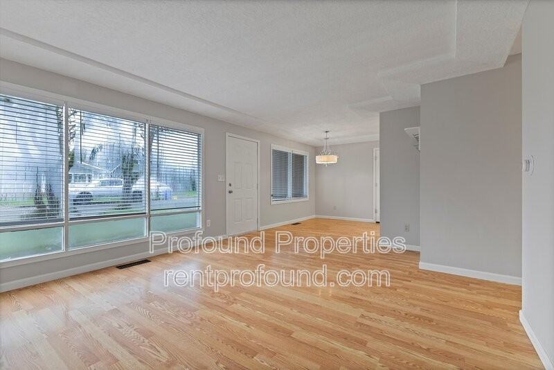 3539 N Arlington Pl - Photo 5 of 38